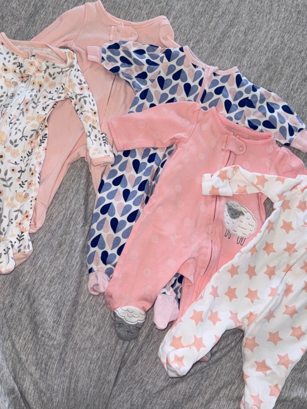 BUNDLE OF 5 - NEWBORN GIRL FOOTED PAJAMAS